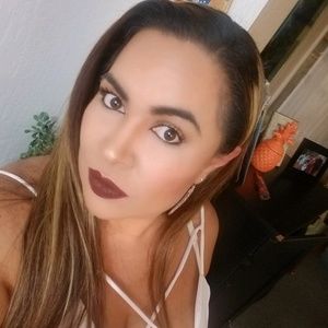 Meet your Posher, Beatriz